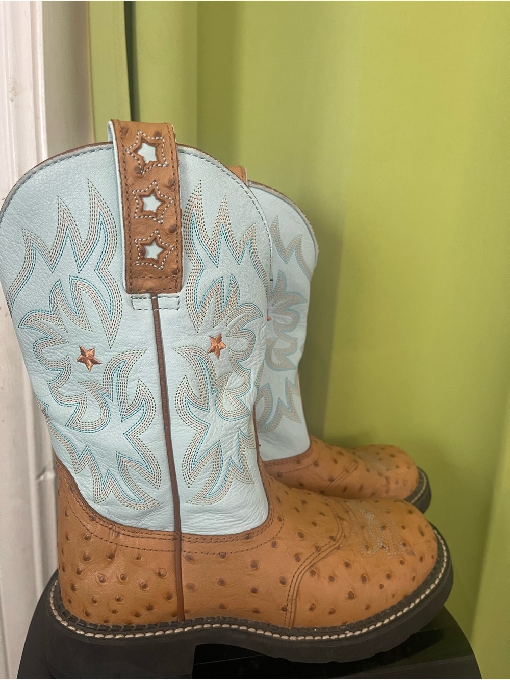 Ariat light blue & Tan Leather Boot Interior